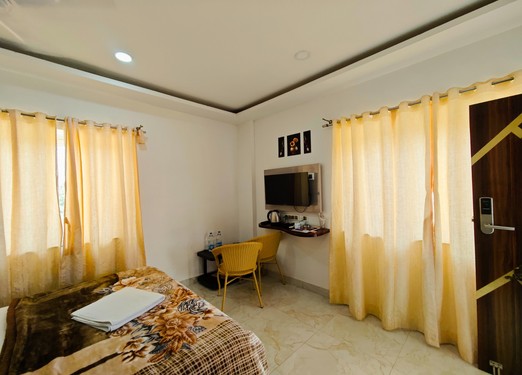 Premium Deluxe Mud Cottages - The Divine Oasis, Ajodhya Hill, Purulia